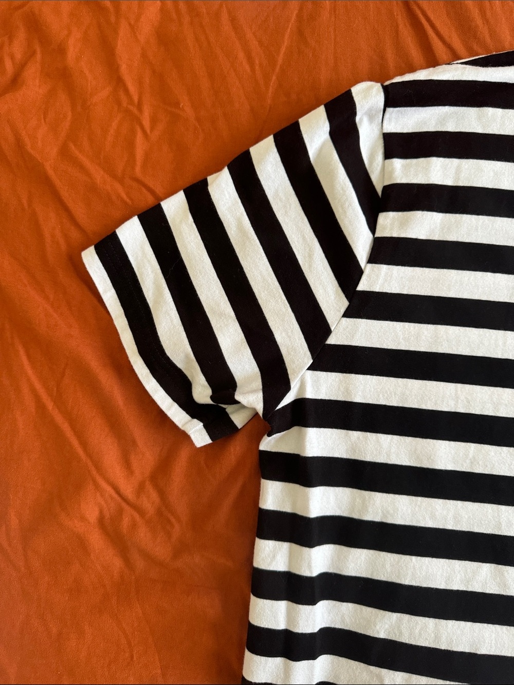 Classic Black & White Striped Crew Neck T‑Shirt - Picture 5 of 7